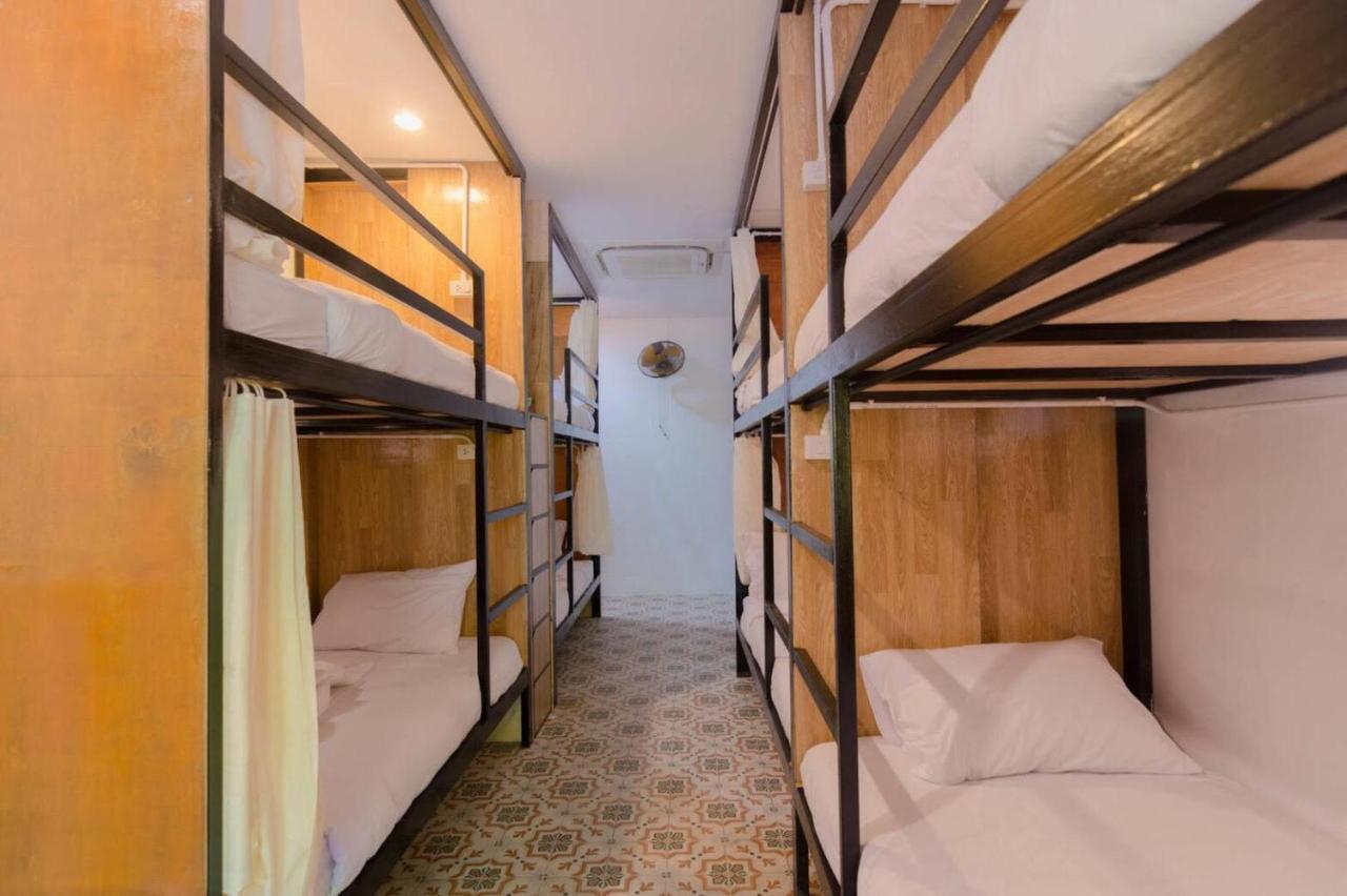 Bed At Beach Hostel Phuket Exteriér fotografie