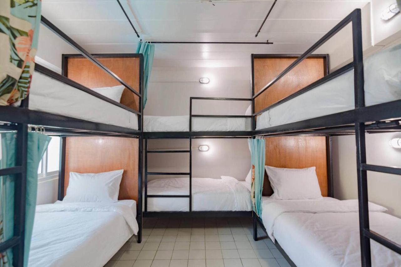 Bed At Beach Hostel Phuket Exteriér fotografie